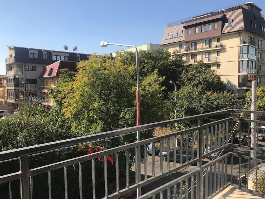 Lovely Apartment In Villa In Bucureşti Ngoại thất bức ảnh