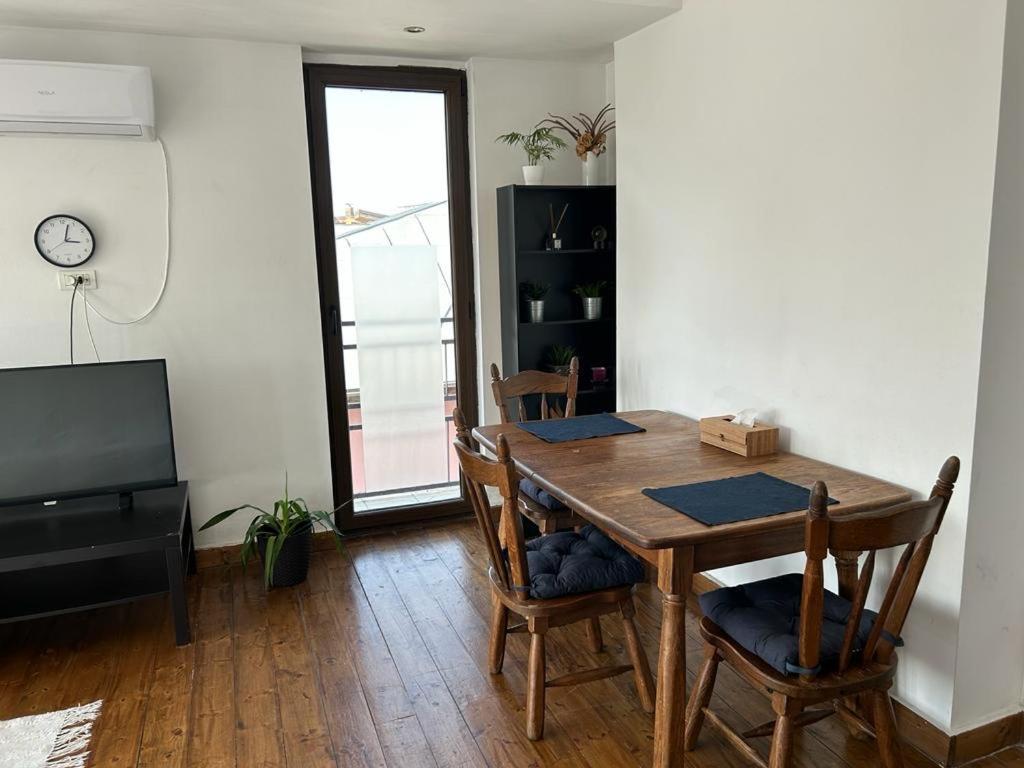 Lovely Apartment In Villa In Bucureşti Ngoại thất bức ảnh
