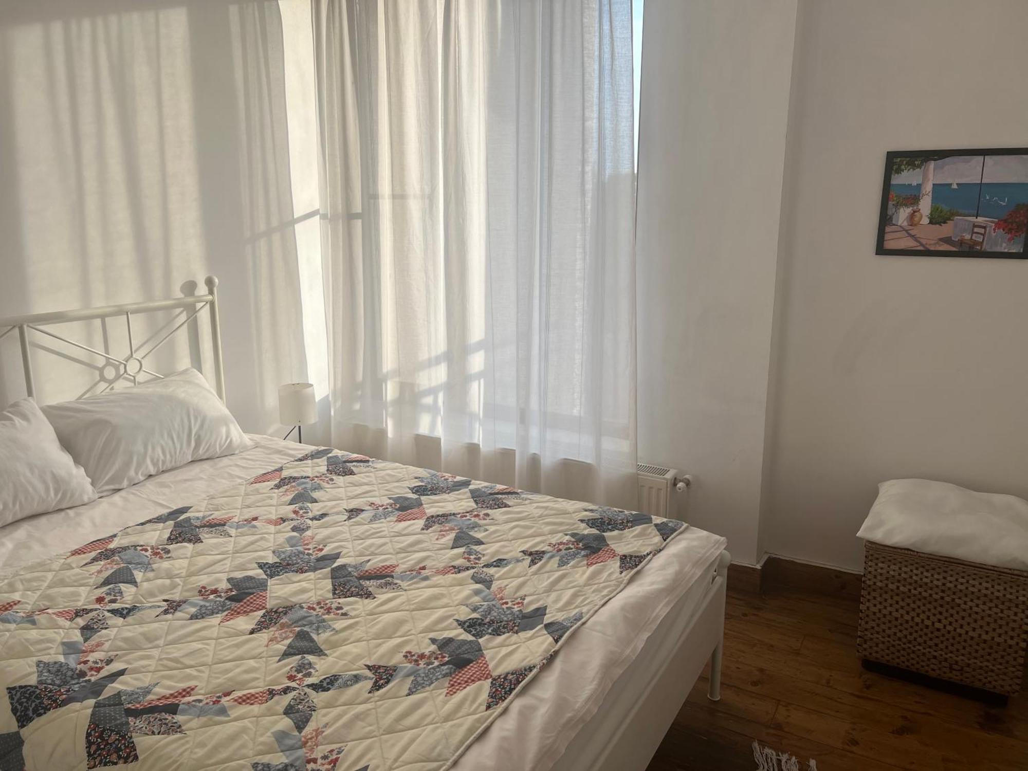 Lovely Apartment In Villa In Bucureşti Ngoại thất bức ảnh