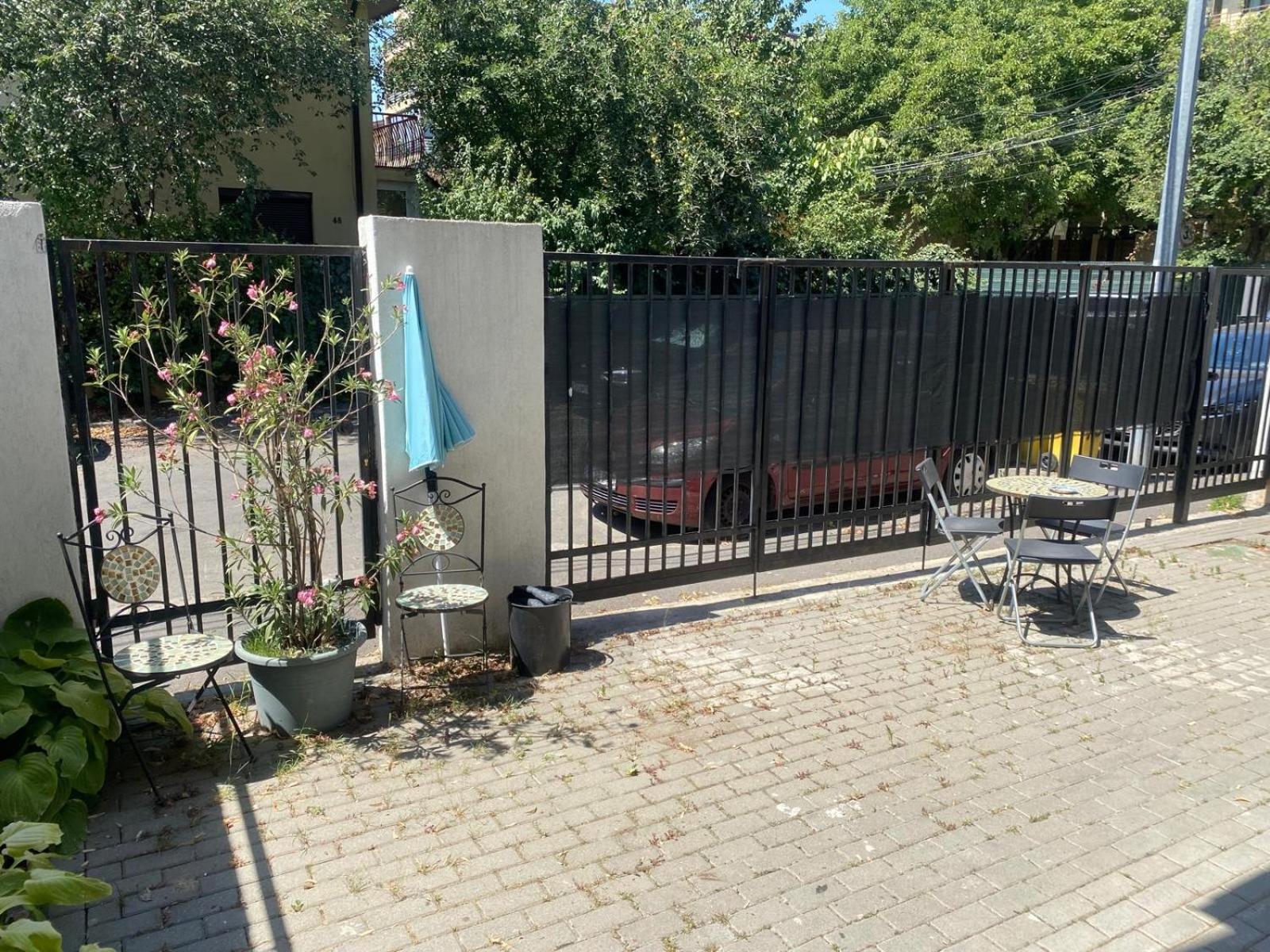 Lovely Apartment In Villa In Bucureşti Ngoại thất bức ảnh